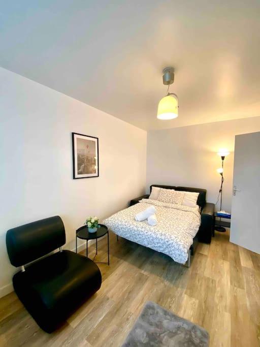 Luxsuite Aubervilliers Exterior foto